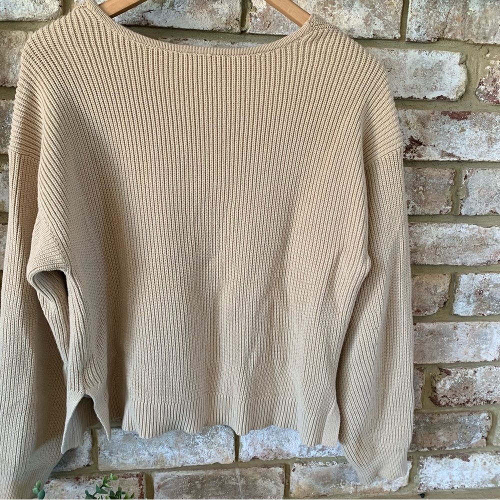 J. Crew | Women's Tan V-Neck Sweater - Picture 5 of 15